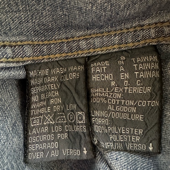 Vintage 1980’s (shoulder pads!) Liz Claiborne denim blazer in size 8 - Picture 7 of 10